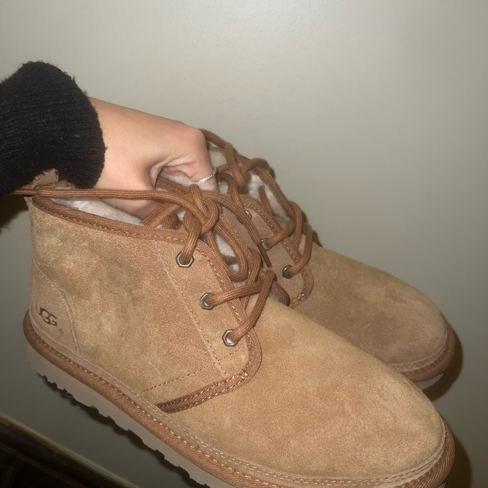 Ugg Chestnut Neumel Boot